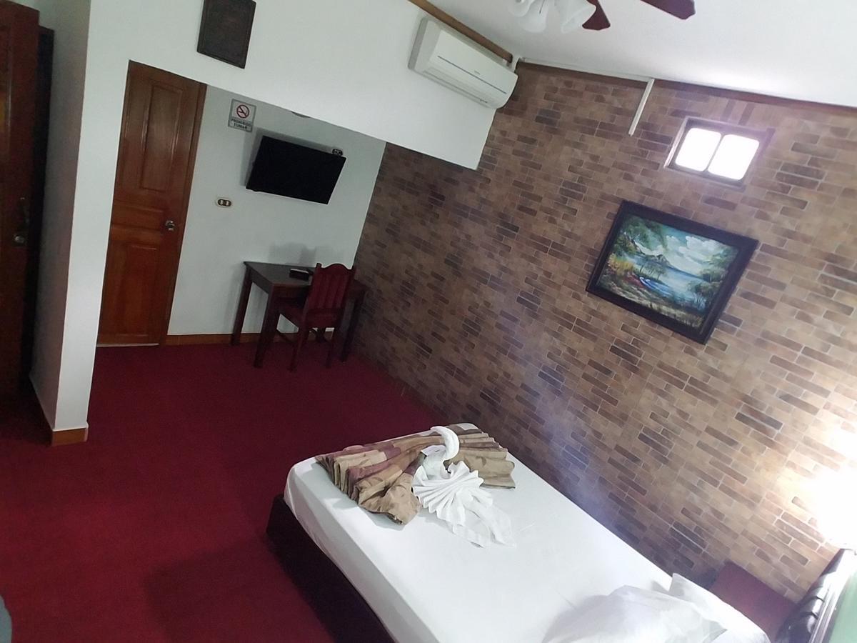 Hotel Don Vito Estelí Exterior foto
